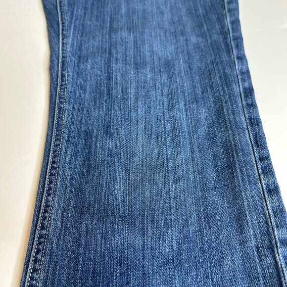 Chico's Women's Platinum size 1.5 (US-10)  Mid-rise Cropped Blue Jeans - Picture 6 of 15